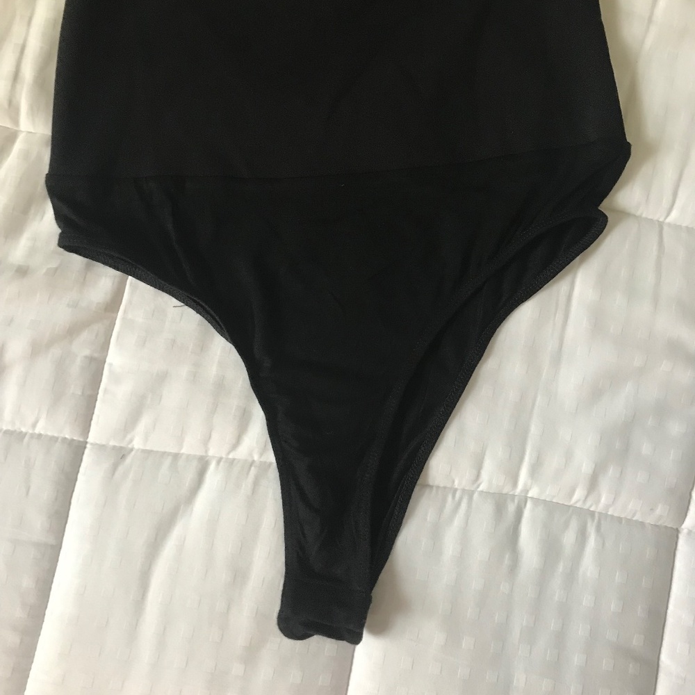 Lulu's Never Basic Black Asymmetrical One-Shoulde… - image 3